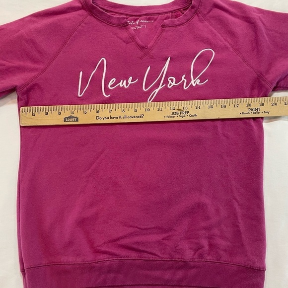 STATE OF MINE New York Embroidered Dark Pink Sweatshirt Small City State Womens - Picture 6 of 8